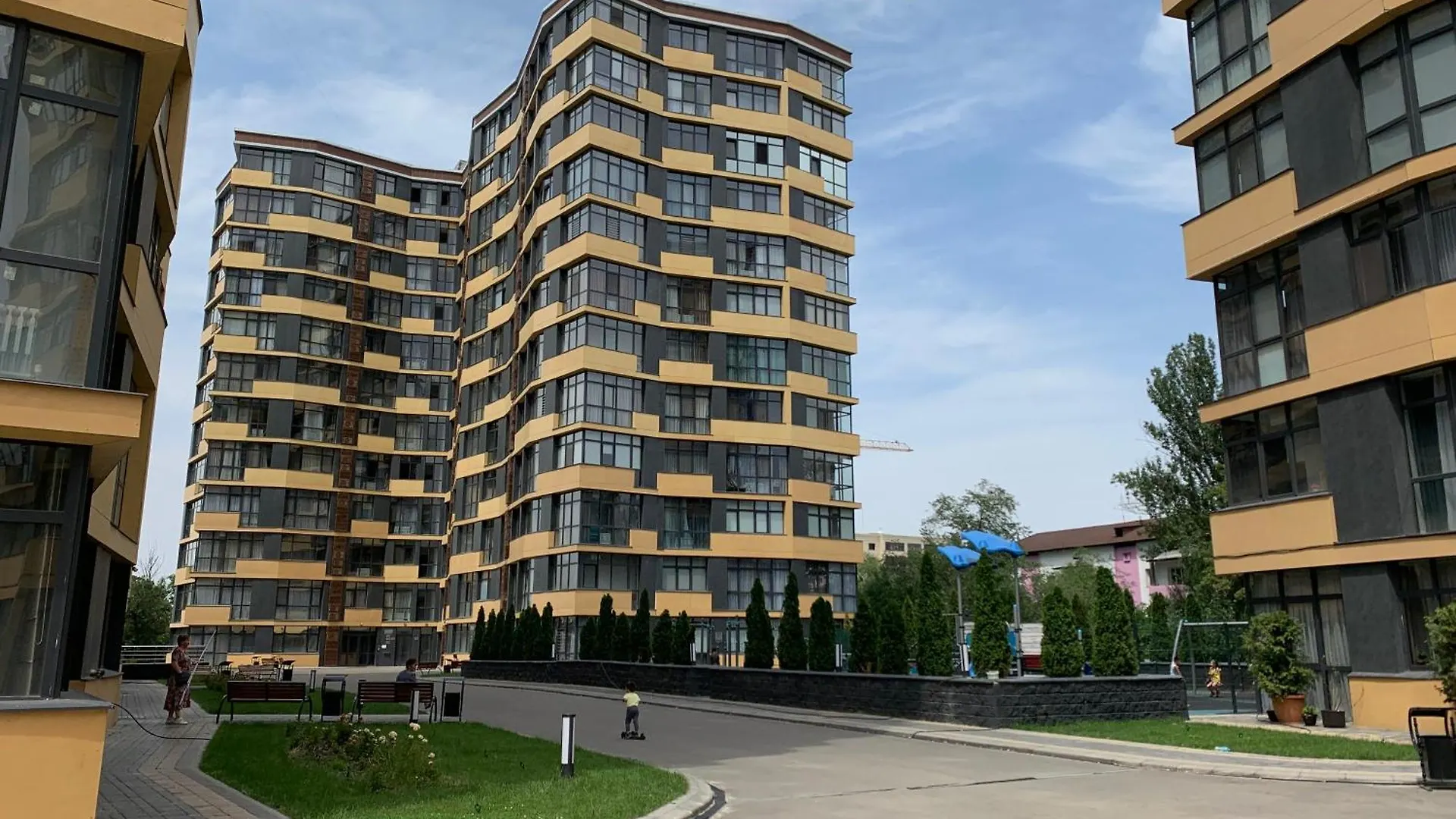 Apartment In The Center Of Almaty